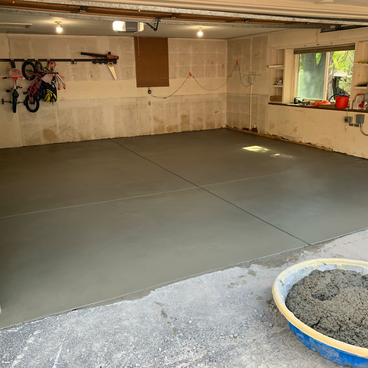 Finished garage floor slab